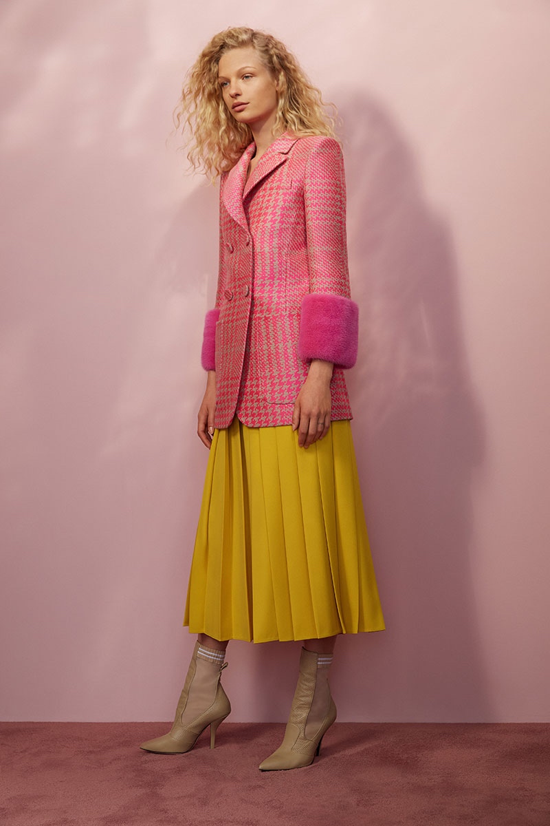 fendi-woman-resort-ss18-look-04_s1.